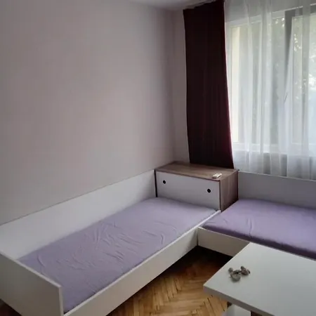 Апартамент За Гости Моника Lejlighed Balchik