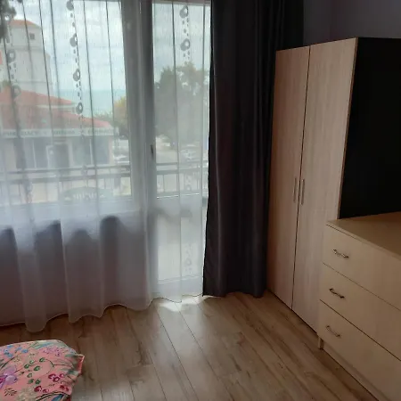 Апартамент За Гости Моника Lejlighed Balchik